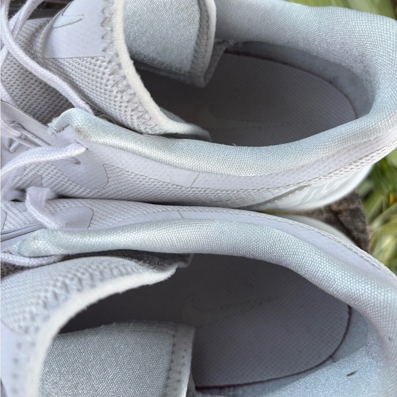 Nike Men's Air Max Fury Running Shoes AA5739-100. - Picture 9 of 15